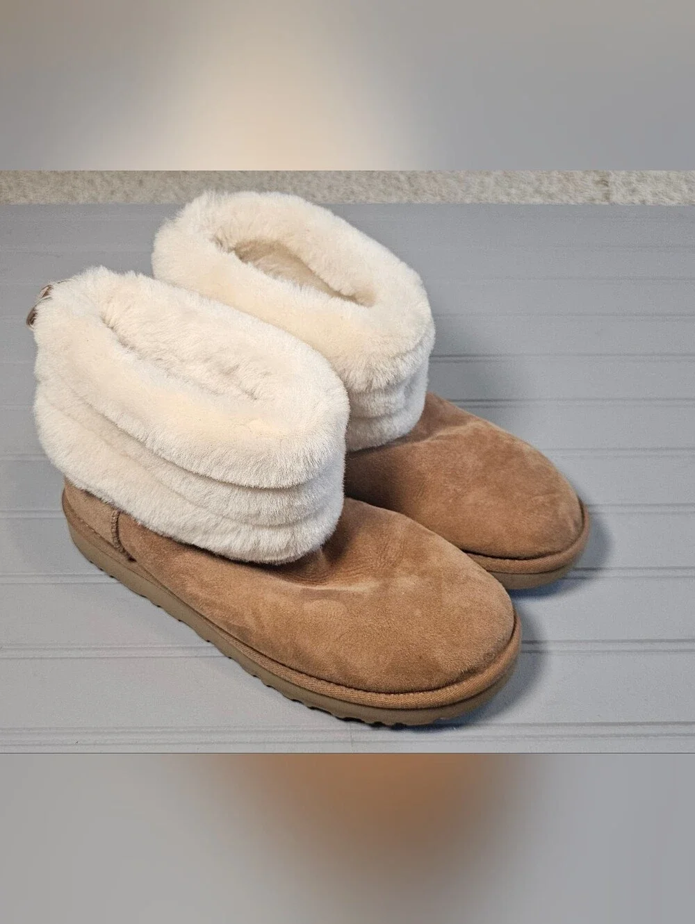 UGG Women's Fluff Mini Quilted Boots Model S/N 1098533 Size 8 Tan / Cream